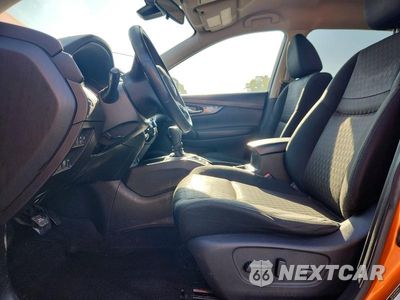 Zdjęcie 7 z 13 samochodu: 2019 NISSAN ROGUE SV VIN:JN8AT2MT8KW503033 - miniatura