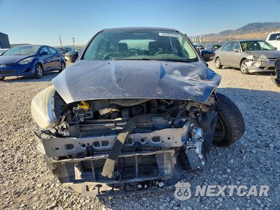 Piąte zdjęcie samochodu w środku: 2018 FORD FOCUS SE VIN:1FADP3K24JL331179 - miniatura