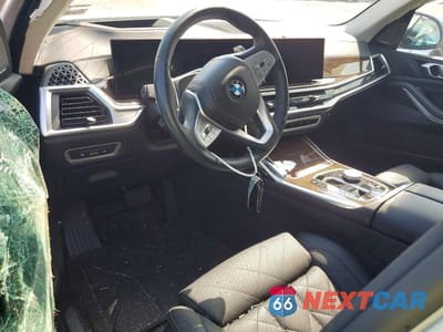 Zdjęcie 8 z 13 samochodu: 2024 BMW X7 XDRIVE40I VIN:5UX23EM01R9U66583 - miniatura