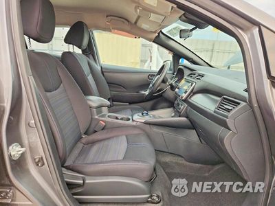 Zdjęcie 7 z 12 samochodu: 2025 NISSAN LEAF S VIN:1N4AZ1BV7SC559755 - miniatura