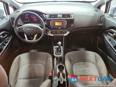 Zdjęcie 8 z 13 samochodu: 2017 KIA RIO LX VIN:KNADM4A32H6028670 - miniatura