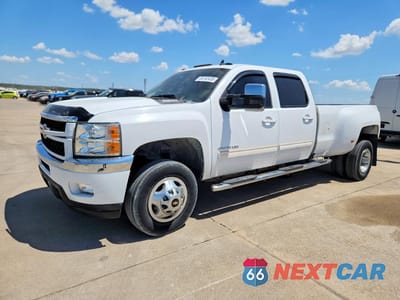 2011 CHEVROLET SILVERADO K3500 LTZ 1GC4K1C80BF156591 - główne zdjęcie licytacji z USA - miniatura