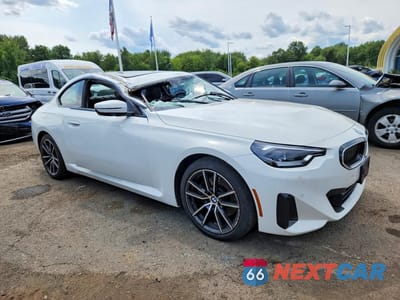 Czwarte zdjęcie samochodu z boku: 2024 BMW 230XI VIN:3MW33CM07R8E51765 - miniatura