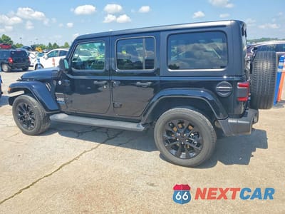 Drugie zdjęcie samochodu z przodu: 2021 JEEP WRANGLER UNLIMITED SAHARA 4XE VIN:1C4JJXP66MW828982 - miniatura