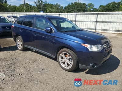 Czwarte zdjęcie samochodu z boku: 2014 MITSUBISHI OUTLANDER SE VIN:JA4AD3A38EZ004605 - miniatura
