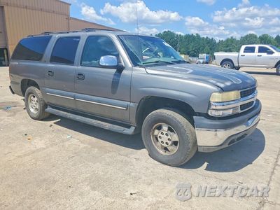 Czwarte zdjęcie samochodu z boku: 2002 CHEVROLET SUBURBAN C1500 VIN:1GNEC16Z22J227705 - miniatura