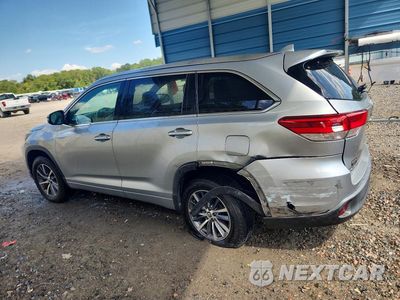 Drugie zdjęcie samochodu z przodu: 2018 TOYOTA HIGHLANDER XLE VIN:5TDKZRFH3JS548119 - miniatura