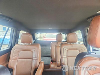 Zdjęcie 10 z 14 samochodu: 2020 LINCOLN AVIATOR RESERVE VIN:5LM5J7WC3LGL30233 - miniatura