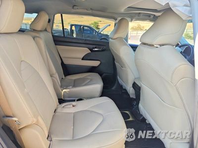 Zdjęcie 11 z 14 samochodu: 2025 TOYOTA HIGHLANDER HYBRID XLE VIN:5TDKBRCH5SS656381 - miniatura