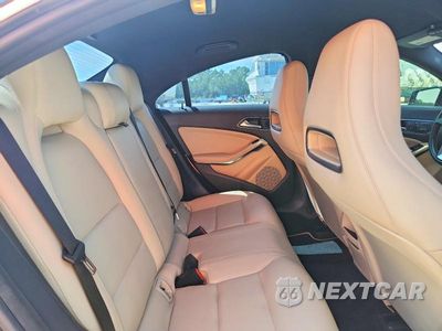 Zdjęcie 10 z 12 samochodu: 2014 MERCEDES-BENZ CLA 250 4MATIC VIN:WDDSJ4GBXEN122224 - miniatura