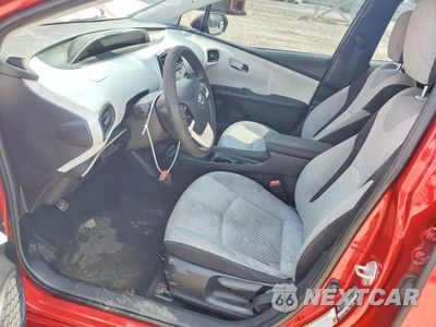 Zdjęcie 7 z 13 samochodu: 2017 TOYOTA PRIUS TWO VIN:JTDKBRFU8H3548873 - miniatura