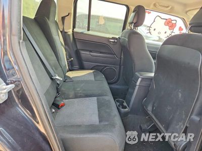 Zdjęcie 11 z 14 samochodu: 2015 JEEP PATRIOT LATITUDE VIN:1C4NJRFBXFD292354 - miniatura