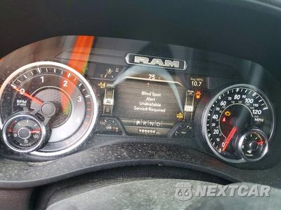 Zdjęcie 9 z 12 samochodu: 2022 RAM 3500 TRADESMAN VIN:3C63RRGL3NG337621 - miniatura