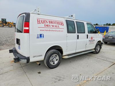 Trzecie zdjęcie samochodu z tyłu: 2022 CHEVROLET EXPRESS G2500 VIN:1GCWGAFP7N1179915 - miniatura