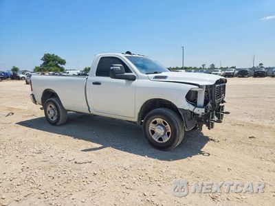 Czwarte zdjęcie samochodu z boku: 2024 RAM 2500 TRADESMAN VIN:3C6MR5AJ4RG287242 - miniatura