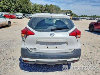 Zdjęcie 6 z 13 samochodu: 2019 NISSAN KICKS S VIN:3N1CP5CU2KL559367 - miniatura
