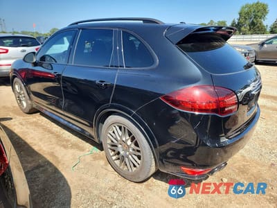 Drugie zdjęcie samochodu z przodu: 2014 PORSCHE CAYENNE GTS VIN:WP1AD2A23ELA73470 - miniatura