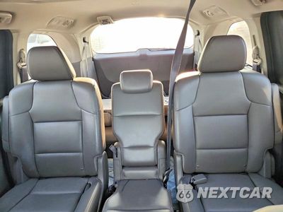 Zdjęcie 10 z 13 samochodu: 2016 HONDA ODYSSEY TOURING VIN:5FNRL5H93GB085135 - miniatura