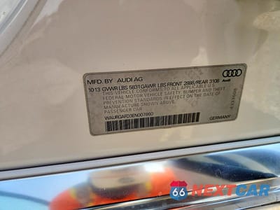 Zdjęcie 12 z 12 samochodu: 2014 AUDI A8 L QUATTRO VIN:WAURGAFD3EN007860 - miniatura