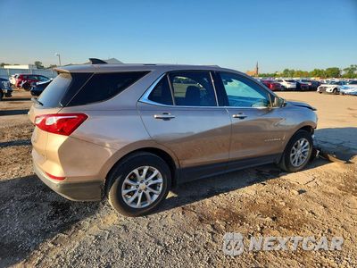 Trzecie zdjęcie samochodu z tyłu: 2018 CHEVROLET EQUINOX LT VIN:2GNAXJEV8J6282009 - miniatura