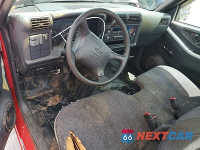 Zdjęcie 8 z 12 samochodu: 1995 CHEVROLET S TRUCK S10 VIN:1GCCS14Z1S8220726 - miniatura