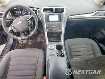 Zdjęcie 8 z 12 samochodu: 2020 FORD FUSION SE VIN:3FA6P0HD0LR125457 - miniatura