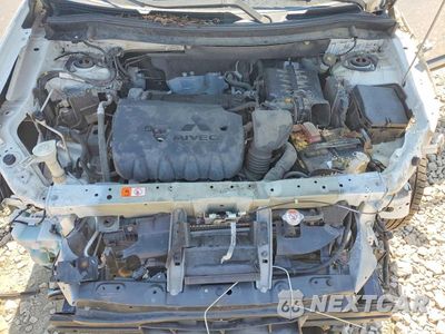 Zdjęcie 12 z 14 samochodu: 2018 MITSUBISHI OUTLANDER SE VIN:JA4AD3A32JZ039666 - miniatura