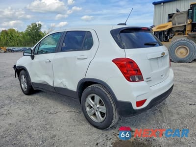 Drugie zdjęcie samochodu z przodu: 2021 CHEVROLET TRAX LS VIN:KL7CJKSB0MB301184 - miniatura