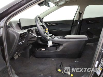Zdjęcie 7 z 14 samochodu: 2025 KIA EV6 WIND VIN:5XYC34JA2SG011355 - miniatura