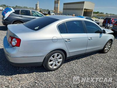 Trzecie zdjęcie samochodu z tyłu: 2008 VOLKSWAGEN PASSAT TURBO VIN:WVWJK73C78E084281 - miniatura