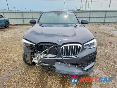 Piąte zdjęcie samochodu w środku: 2021 BMW X4 XDRIVE30I VIN:5UX2V1C04M9F54334 - miniatura