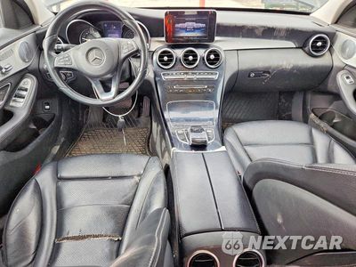 Zdjęcie 8 z 12 samochodu: 2015 MERCEDES-BENZ C 300 4MATIC VIN:55SWF4KB6FU029221 - miniatura