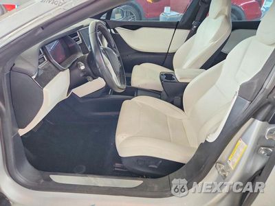 Zdjęcie 7 z 12 samochodu: 2017 TESLA MODEL S VIN:5YJSA1E25HF212217 - miniatura