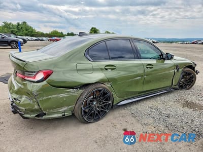 Trzecie zdjęcie samochodu z tyłu: 2021 BMW M3 VIN:WBS53AY0XMFL04424 - miniatura
