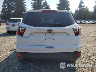 Zdjęcie 6 z 14 samochodu: 2017 FORD ESCAPE S VIN:1FMCU0F74HUB06361 - miniatura