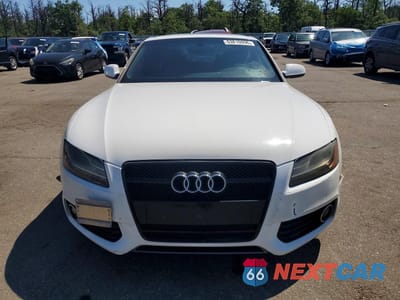 Piąte zdjęcie samochodu w środku: 2010 AUDI A5 PRESTIGE VIN:WAU4FAFR5AA050462 - miniatura