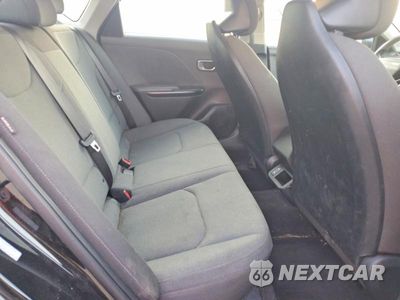 Zdjęcie 10 z 12 samochodu: 2025 KIA K4 LXS VIN:3KPFT4DE6SE117395 - miniatura