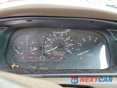 Zdjęcie 9 z 12 samochodu: 2001 TOYOTA CAMRY LE VIN:4T1BG22K61U101855 - miniatura