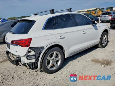 Trzecie zdjęcie samochodu z tyłu: 2021 AUDI Q5 PREMIUM VIN:WA1AAAFY0M2023755 - miniatura