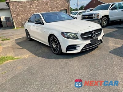 Czwarte zdjęcie samochodu z boku: 2019 MERCEDES-BENZ E AMG 53 4MATIC VIN:WDDZF6BB7KA625537 - miniatura