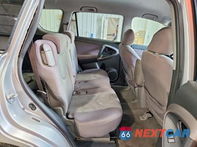 Zdjęcie 10 z 12 samochodu: 2006 TOYOTA RAV4 BASE VIN:JTMBD35V465032514 - miniatura