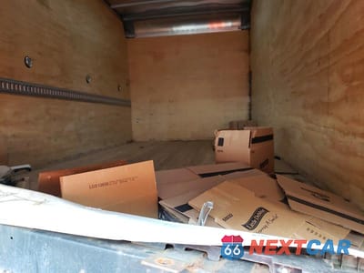 Zdjęcie 10 z 13 samochodu: 2016 ISUZU NPR HD BOX TRUCK VIN:JALC4W167G7001072 - miniatura
