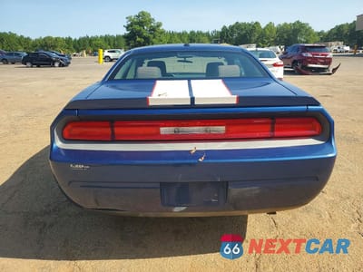 Zdjęcie 6 z 12 samochodu: 2010 DODGE CHALLENGER SE VIN:2B3CJ4DV8AH260913 - miniatura