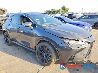 Czwarte zdjęcie samochodu z boku: 2025 LEXUS NX 350 F SPORT HANDLING VIN:2T2KGCEZ7SC087302 - miniatura