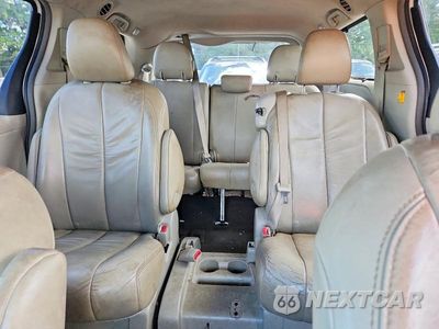 Zdjęcie 10 z 13 samochodu: 2011 TOYOTA SIENNA XLE 8-PASSENGER VIN:5TDYK3DC9BS096391 - miniatura
