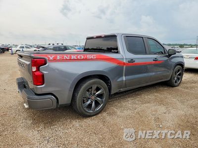 Trzecie zdjęcie samochodu z tyłu: 2021 CHEVROLET SILVERADO K1500 CUSTOM VIN:1GCUYBEF8MZ100948 - miniatura