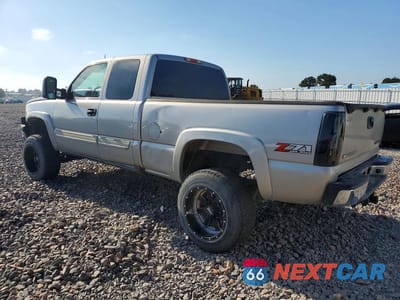 Drugie zdjęcie samochodu z przodu: 2004 CHEVROLET SILVERADO K1500 VIN:2GCEK19T341169166 - miniatura