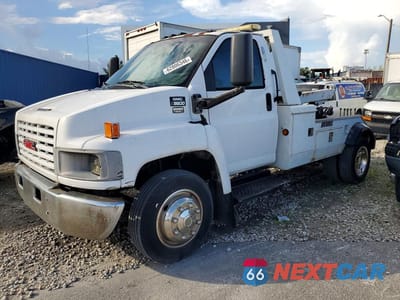 2005 GMC C5500 C5C042 1GDE5C1275F527543 - główne zdjęcie licytacji z USA - miniatura