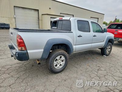 Trzecie zdjęcie samochodu z tyłu: 2012 TOYOTA TACOMA DOUBLE CAB PRERUNNER VIN:5TFJU4GN0CX020388 - miniatura