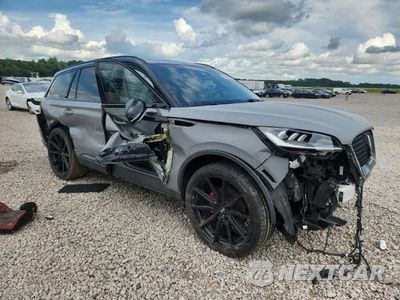 Czwarte zdjęcie samochodu z boku: 2023 LINCOLN AVIATOR RESERVE VIN:5LM5J7XC6PGL13205 - miniatura